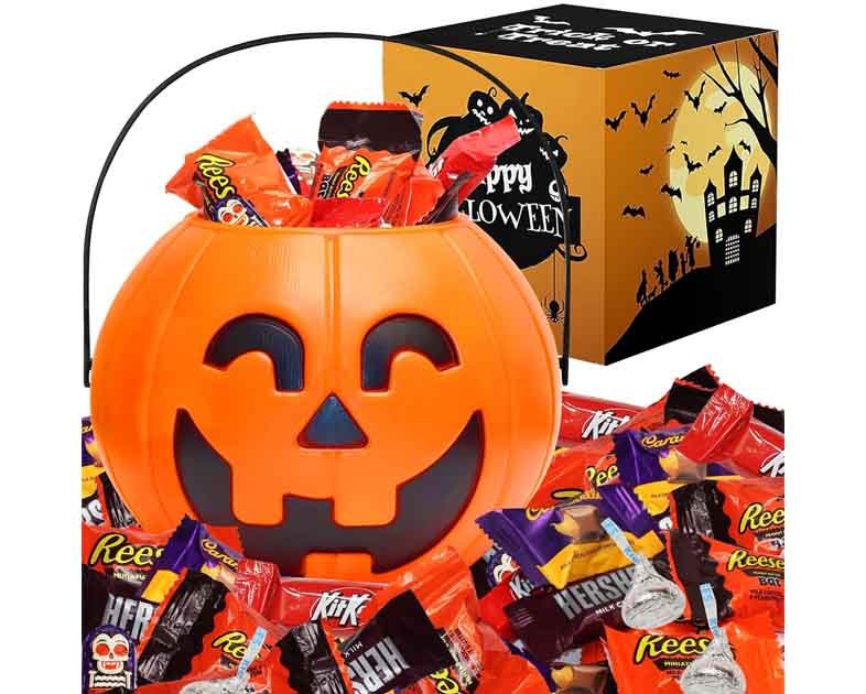Halloween Candy Gift Basket