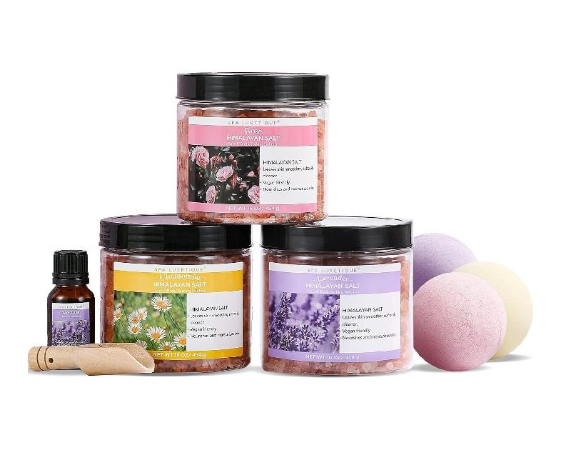 Spa Luxetique Epsom Salts for Soaking, 3.17lbs Bath Salts Gifts with Lavender, Rose, Chamomile Scent as Christmas Gifts for Woman, Spa Sets for Mom