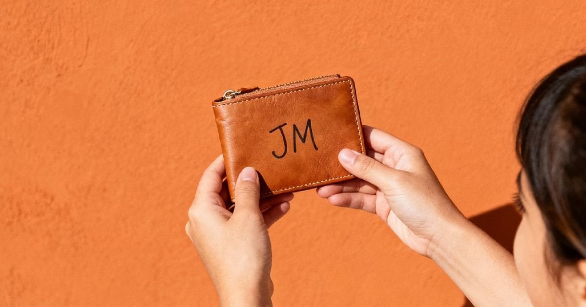 Best 24 Personalized Gifts for Mom That Celebrate Her Unique Style 1 Best 24 Personalized Gifts for Mom That Celebrate Her Unique Style