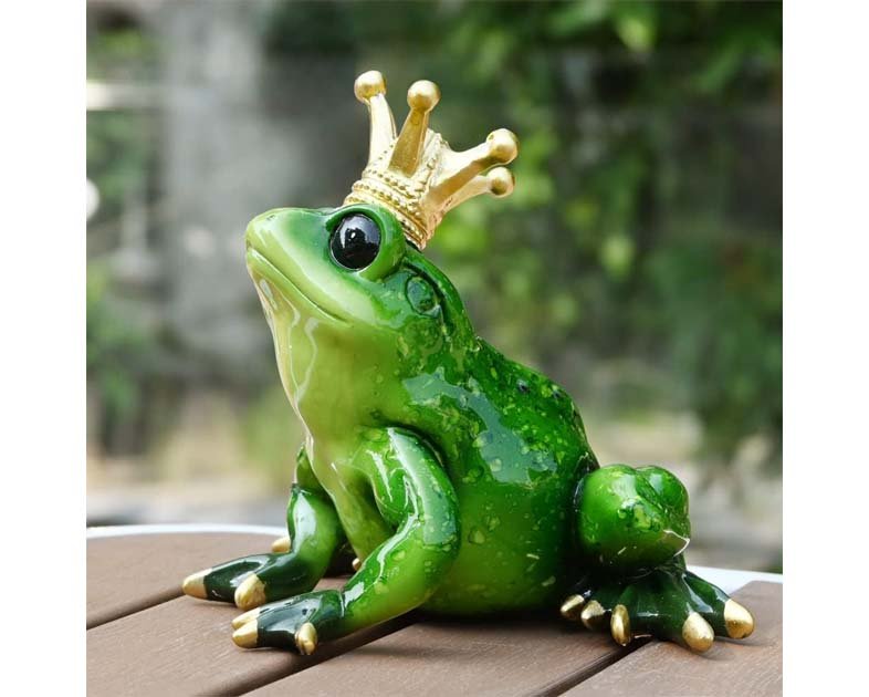Frog Crown Prince Prime Bedroom Ornament