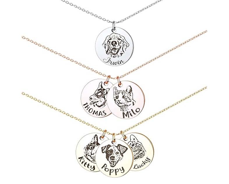 Anavia Personalized Pet Portrait Necklace